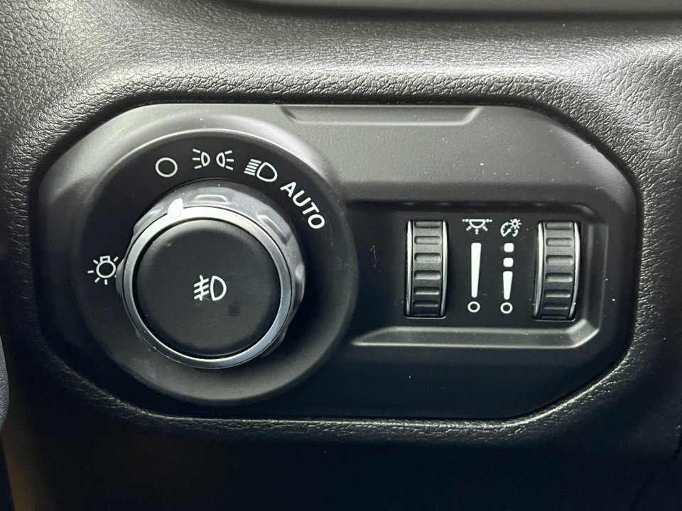 Used 2021 Jeep Wrangler Unlimited Sport image 15