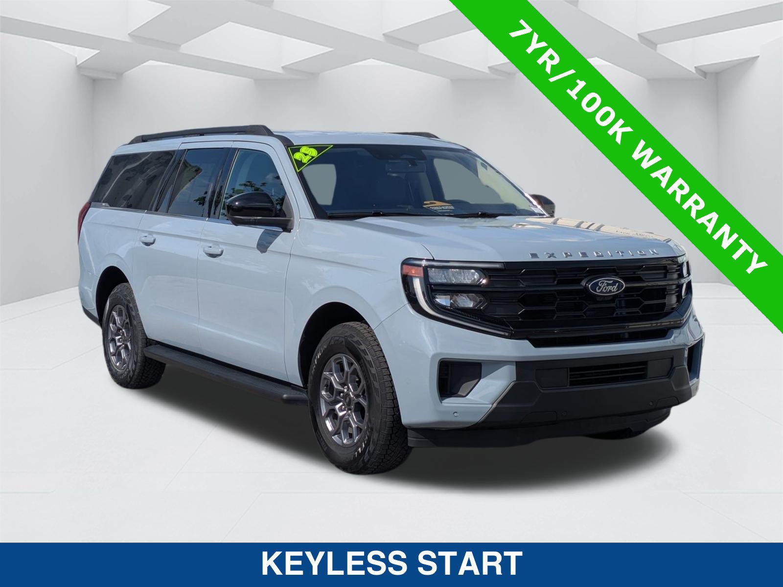 Certified 2025 Ford Expedition Max Active RWD image 3