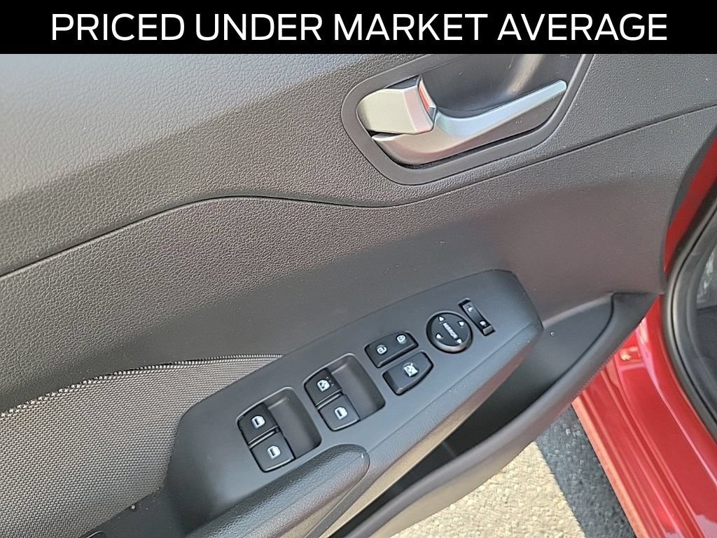 Used 2022 Hyundai Accent Limited FWD image 20