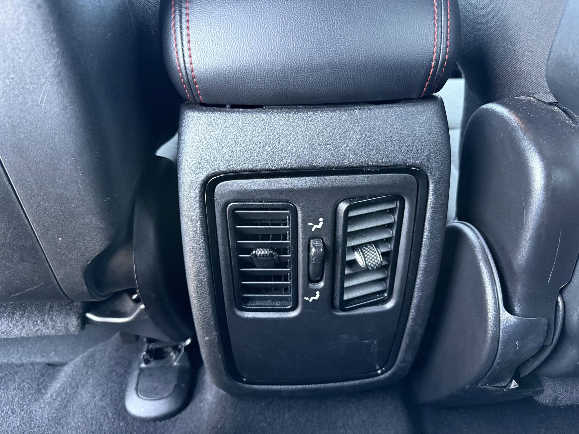 Used 2023 Dodge Durango GT image 27