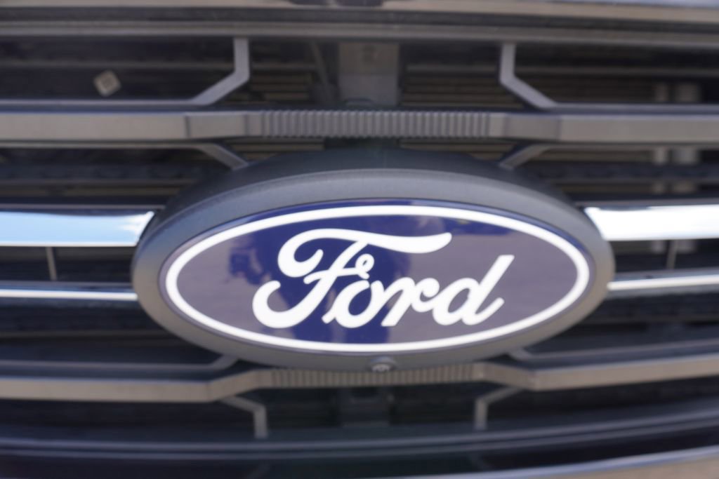 Certified 2025 Ford F150 XLT w/ Equipment Group 302A MID image 33