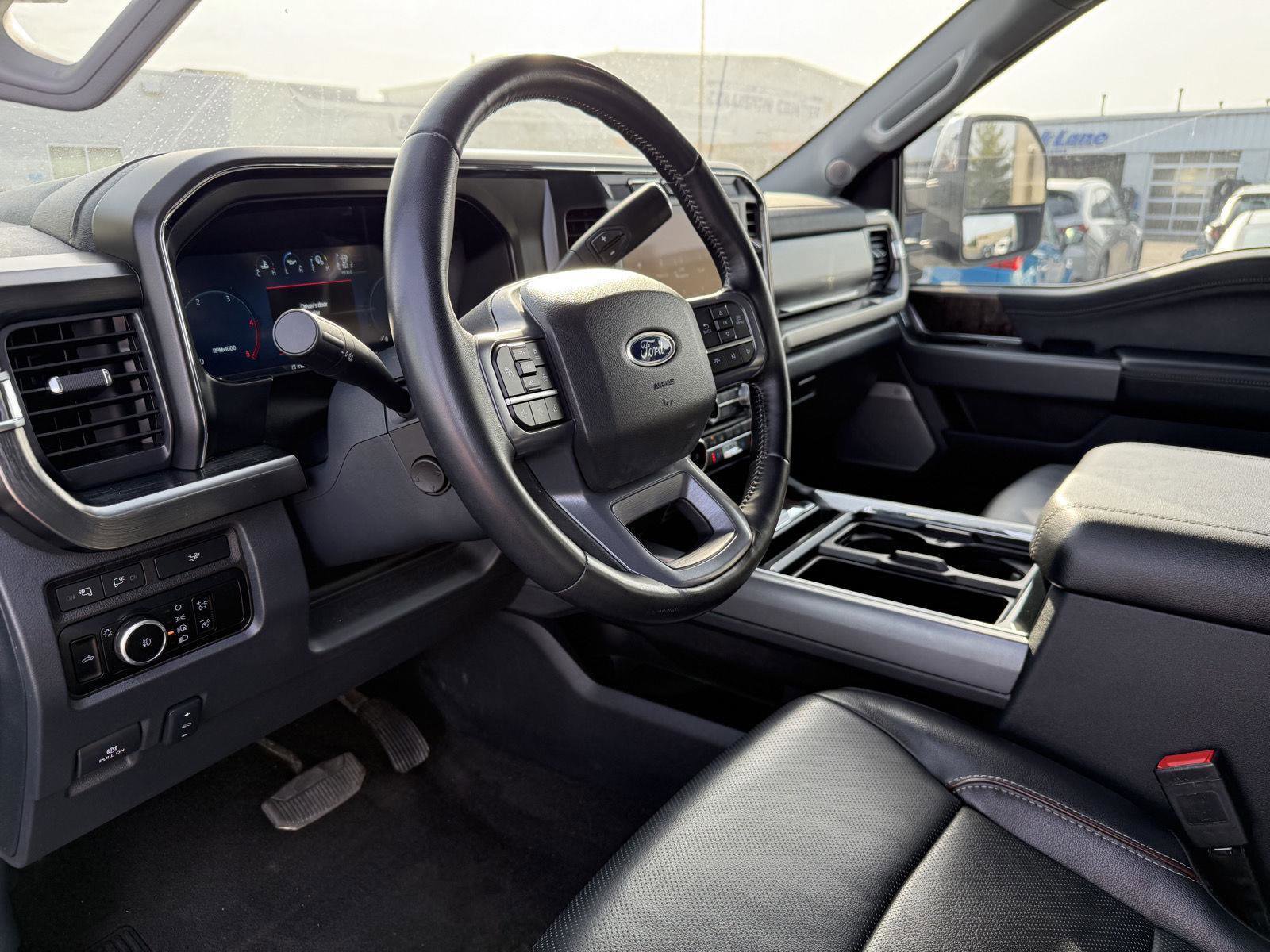 Certified 2024 Ford F250 Lariat w/ Lariat Ultimate Package AWD/4WD image 9