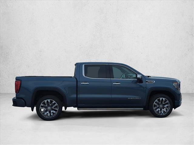 Used 2026 GMC Sierra 1500 Denali AWD/4WD image 4