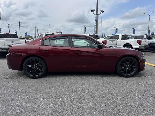 Used 2020 Dodge Charger SXT w/ Blacktop Package image 4