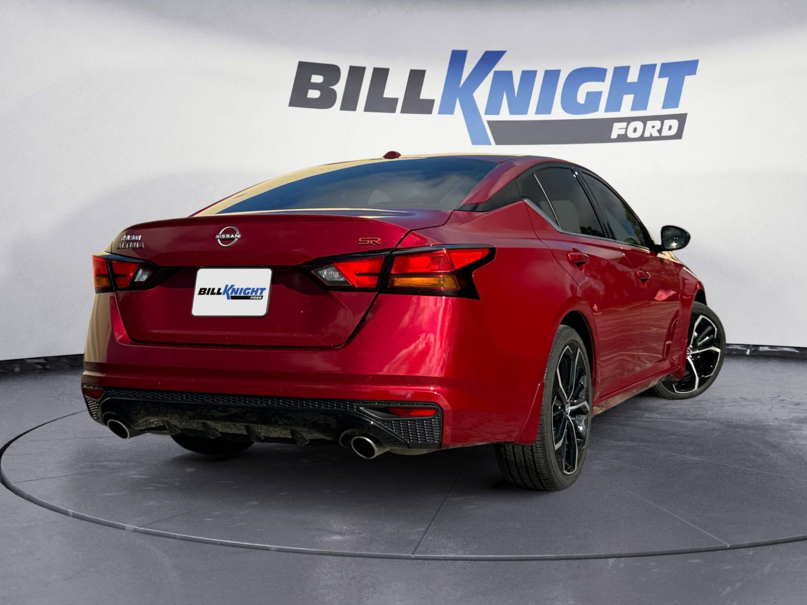 Used 2024 Nissan Altima 2.5 SR w/ SR Premium Package image 5