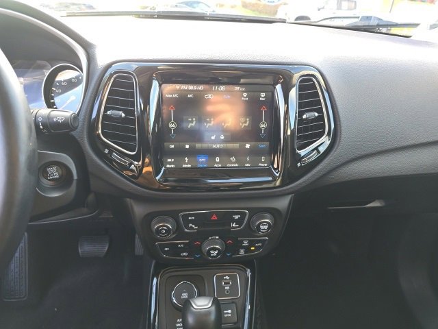 Used 2018 Jeep Compass Limited w/ Navigation Group image 19