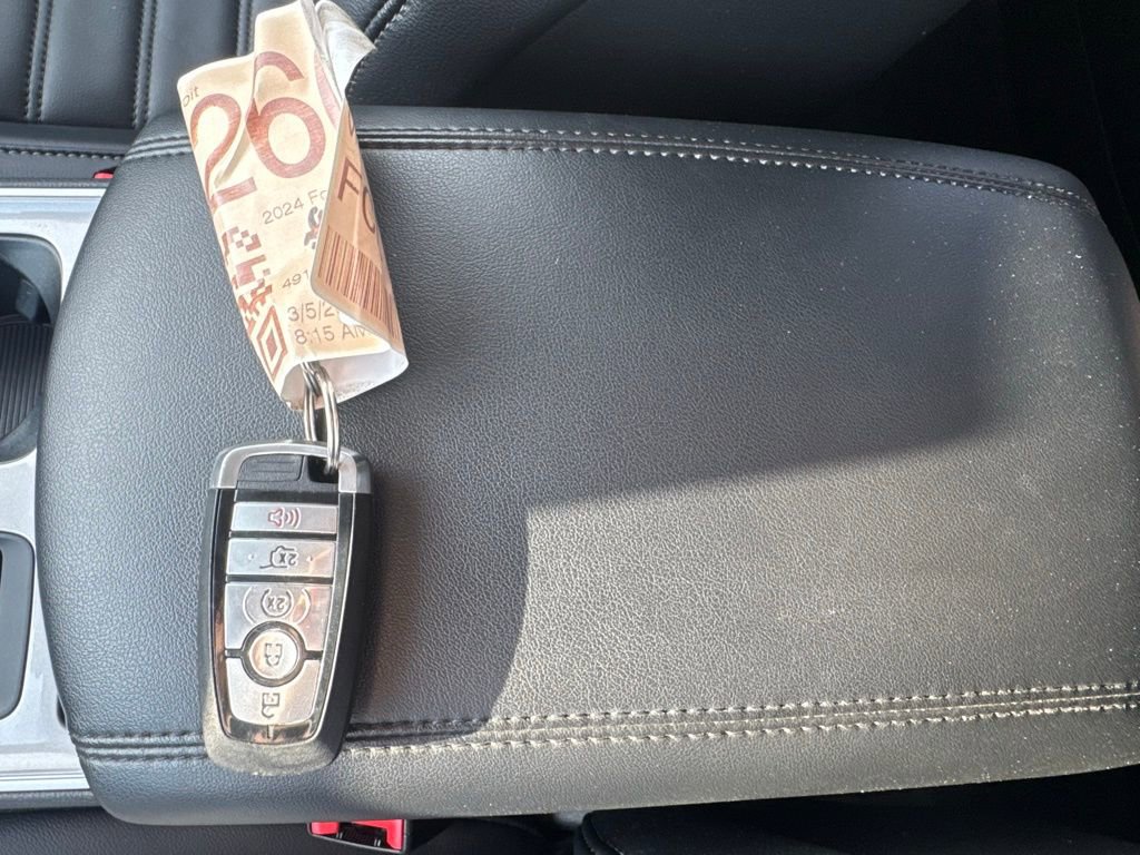 Certified 2024 Ford Edge SEL w/ Convenience Package image 12