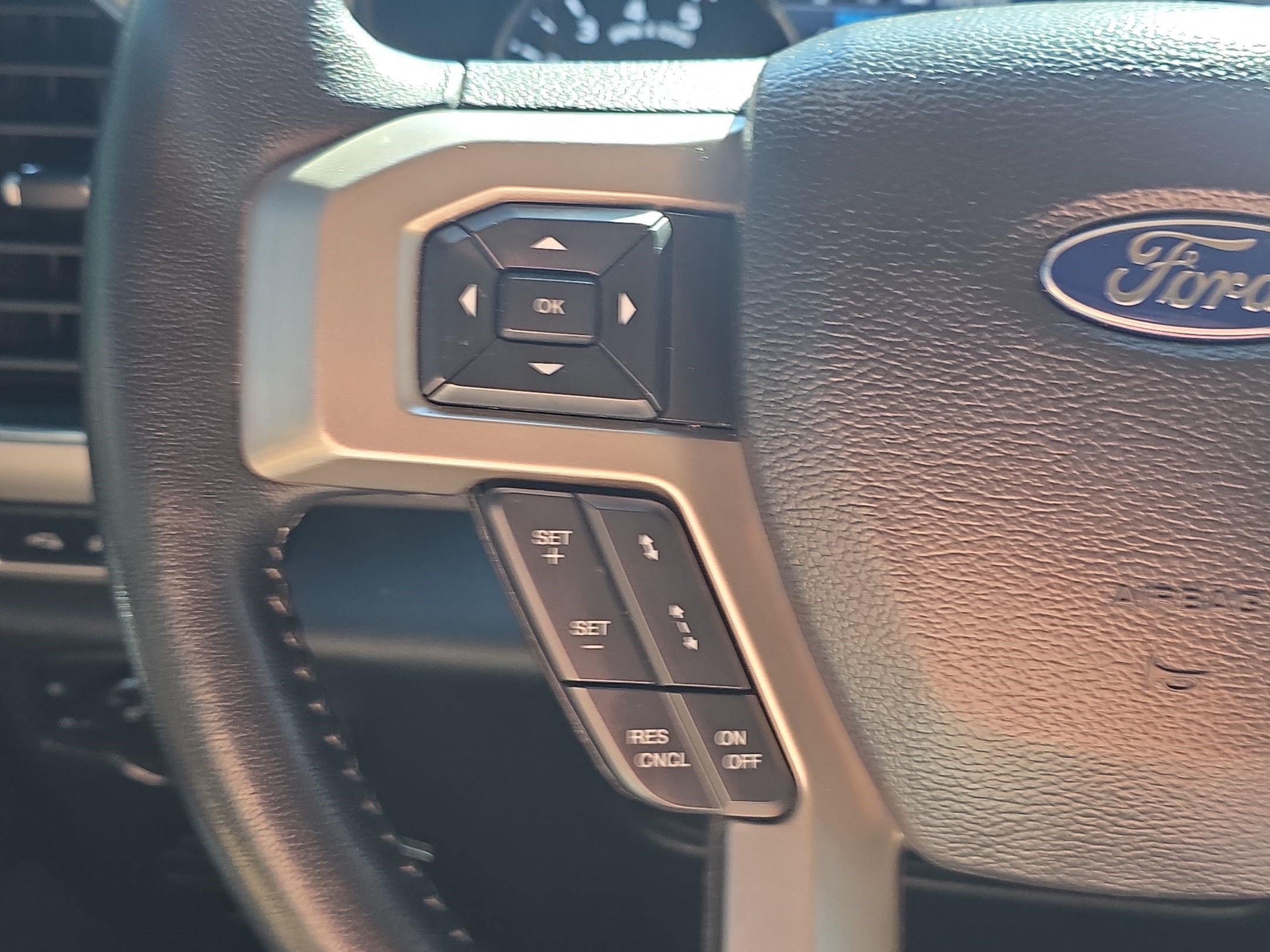 Certified 2022 Ford F250 Lariat w/ Lariat Ultimate Package AWD/4WD image 20