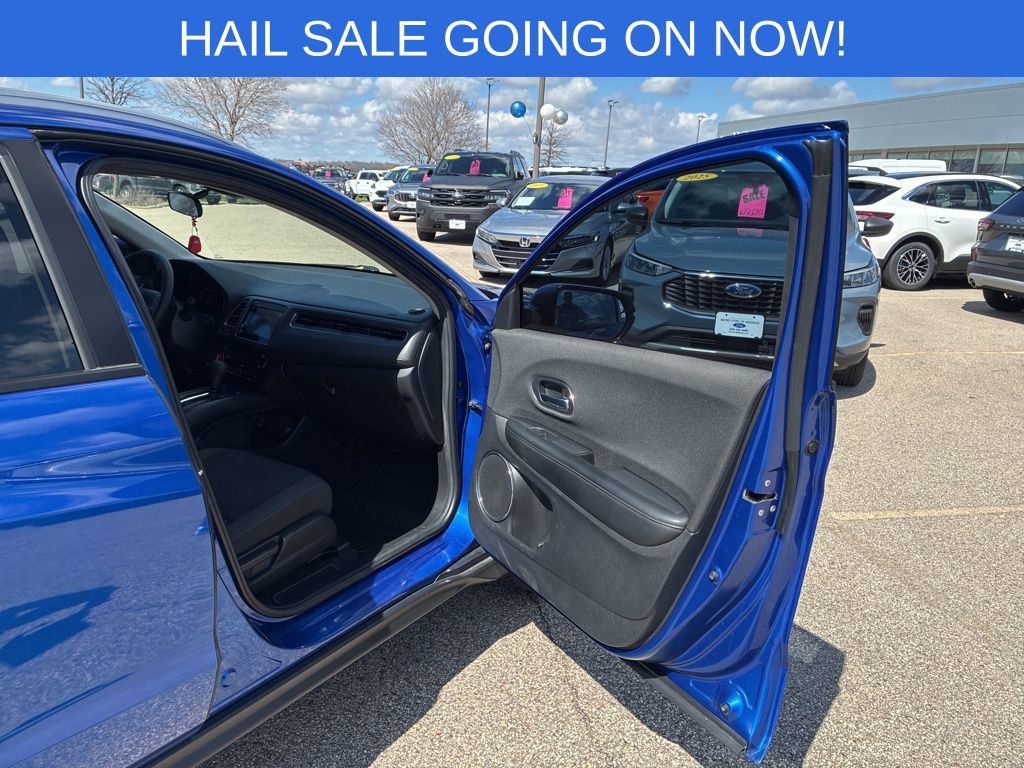 Used 2022 Honda HR-V EX image 41