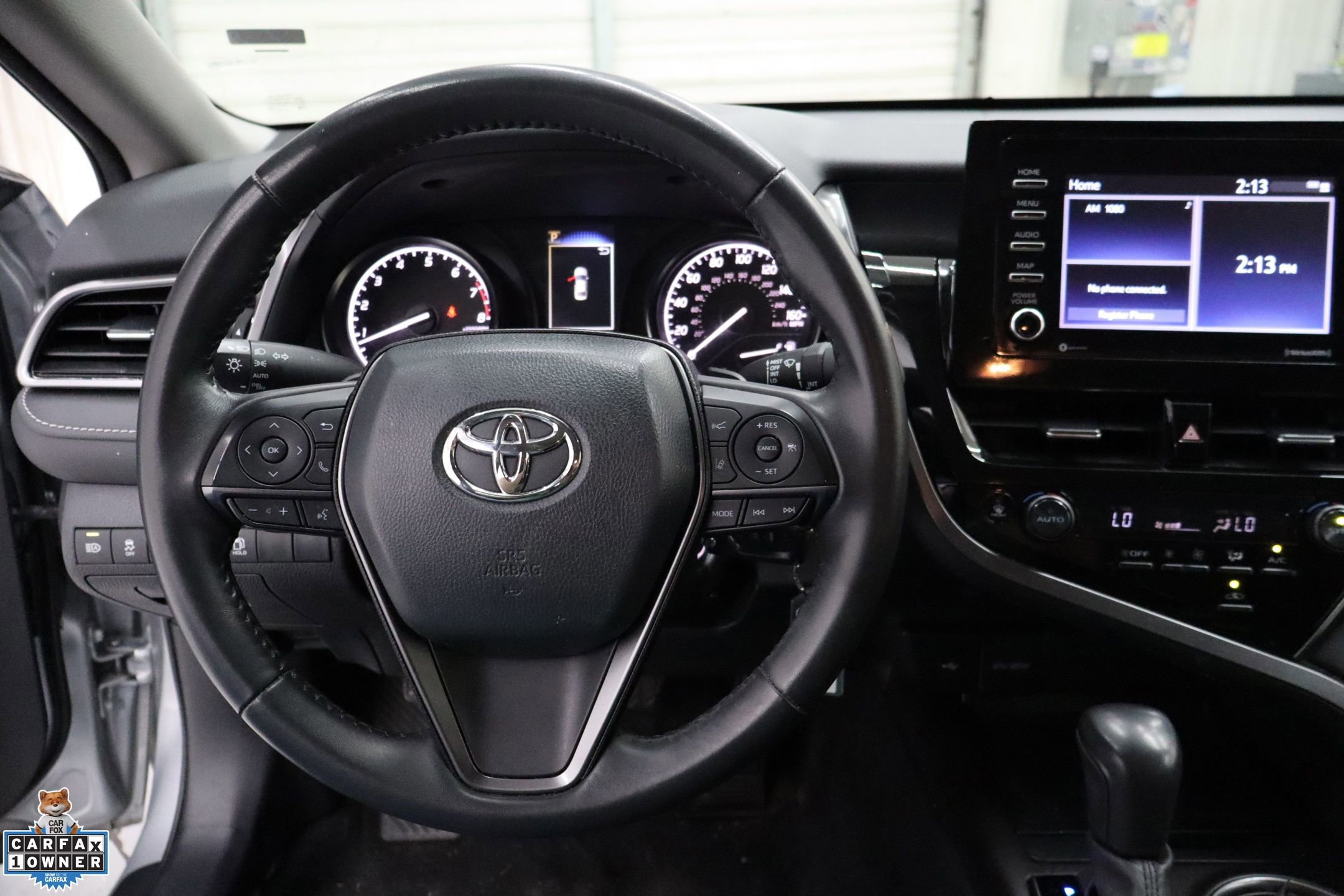 Used 2024 Toyota Camry SE image 18