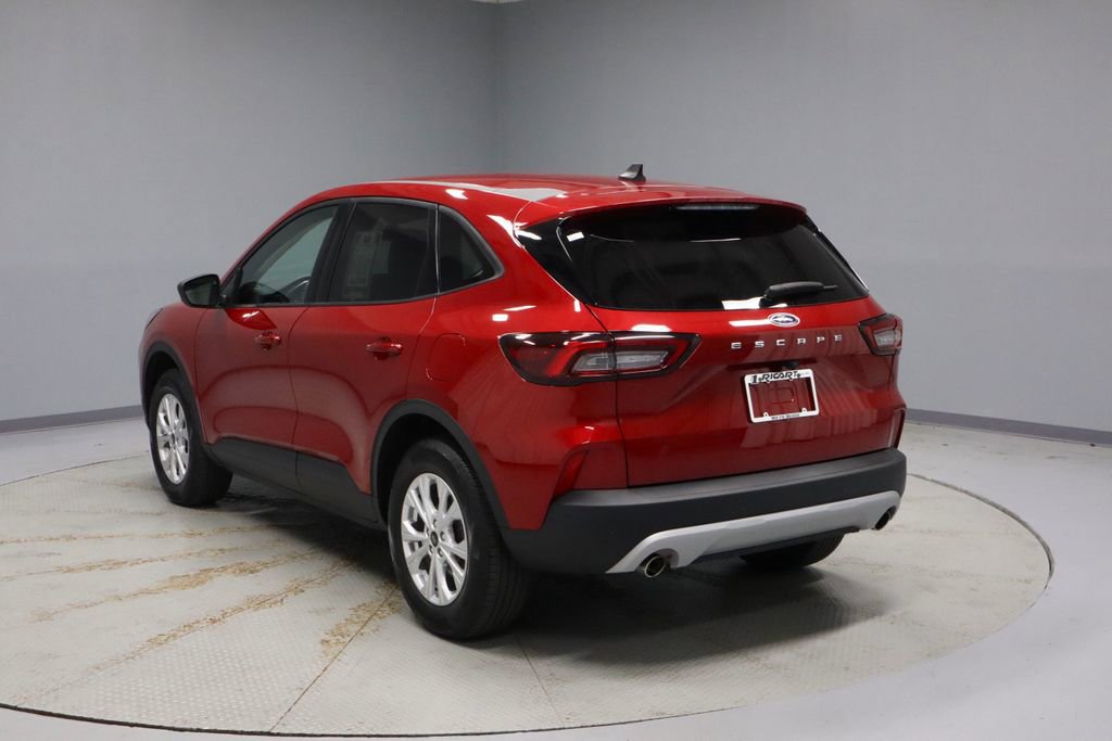 Certified 2025 Ford Escape Active w/ Active Premium Tech Pack AWD/4WD image 9