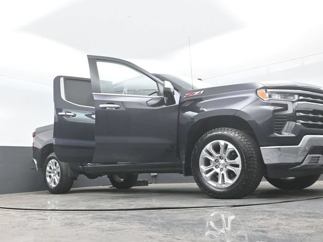 Used 2024 Chevrolet Silverado 1500 LTZ w/ Z71 Off-Road Package AWD/4WD image 28