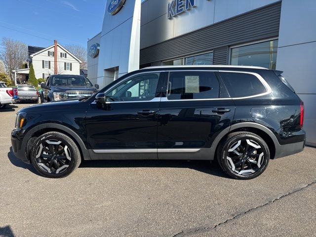 Used 2025 Kia Telluride S AWD/4WD image 9