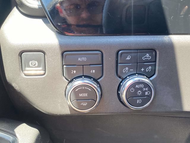 Used 2025 GMC Sierra 1500 SLT AWD/4WD image 19