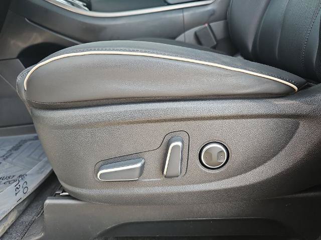 Used 2024 Hyundai Palisade SEL FWD image 28