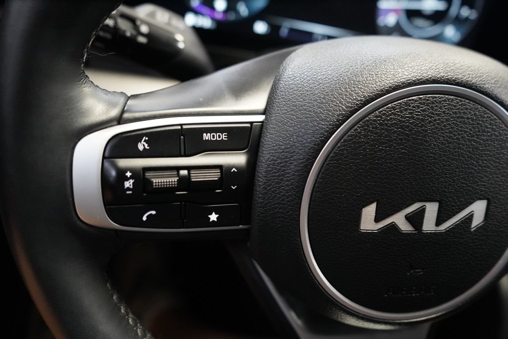 Used 2024 Kia Sportage SX FWD image 34