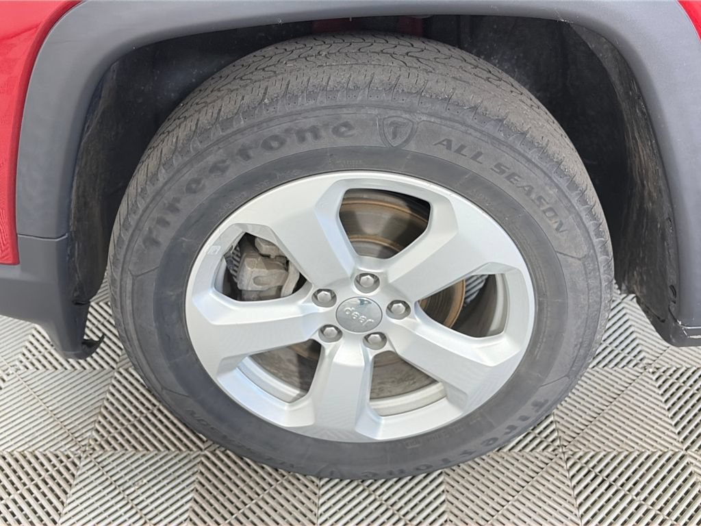 Used 2021 Jeep Compass Latitude FWD image 8