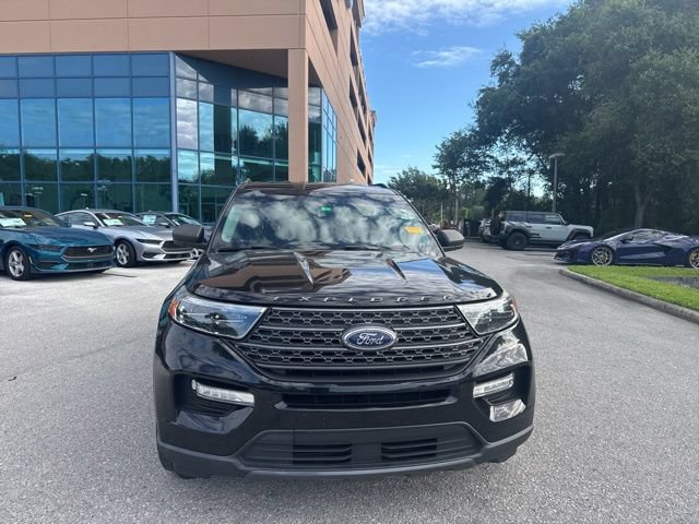 Certified 2021 Ford Explorer XLT w/ Equipment Group 202A RWD image 11