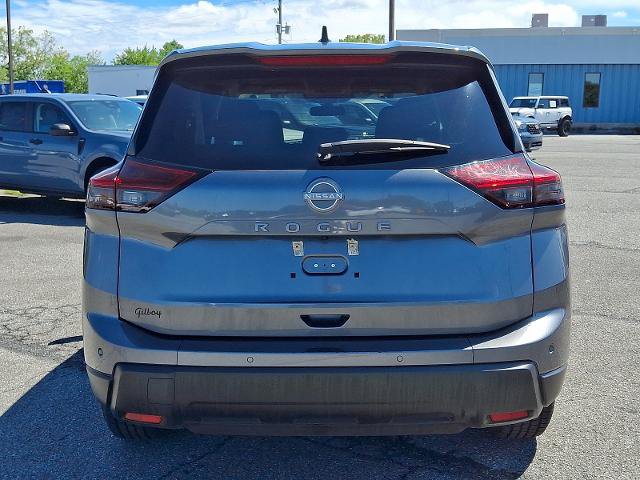Used 2024 Nissan Rogue S FWD image 5