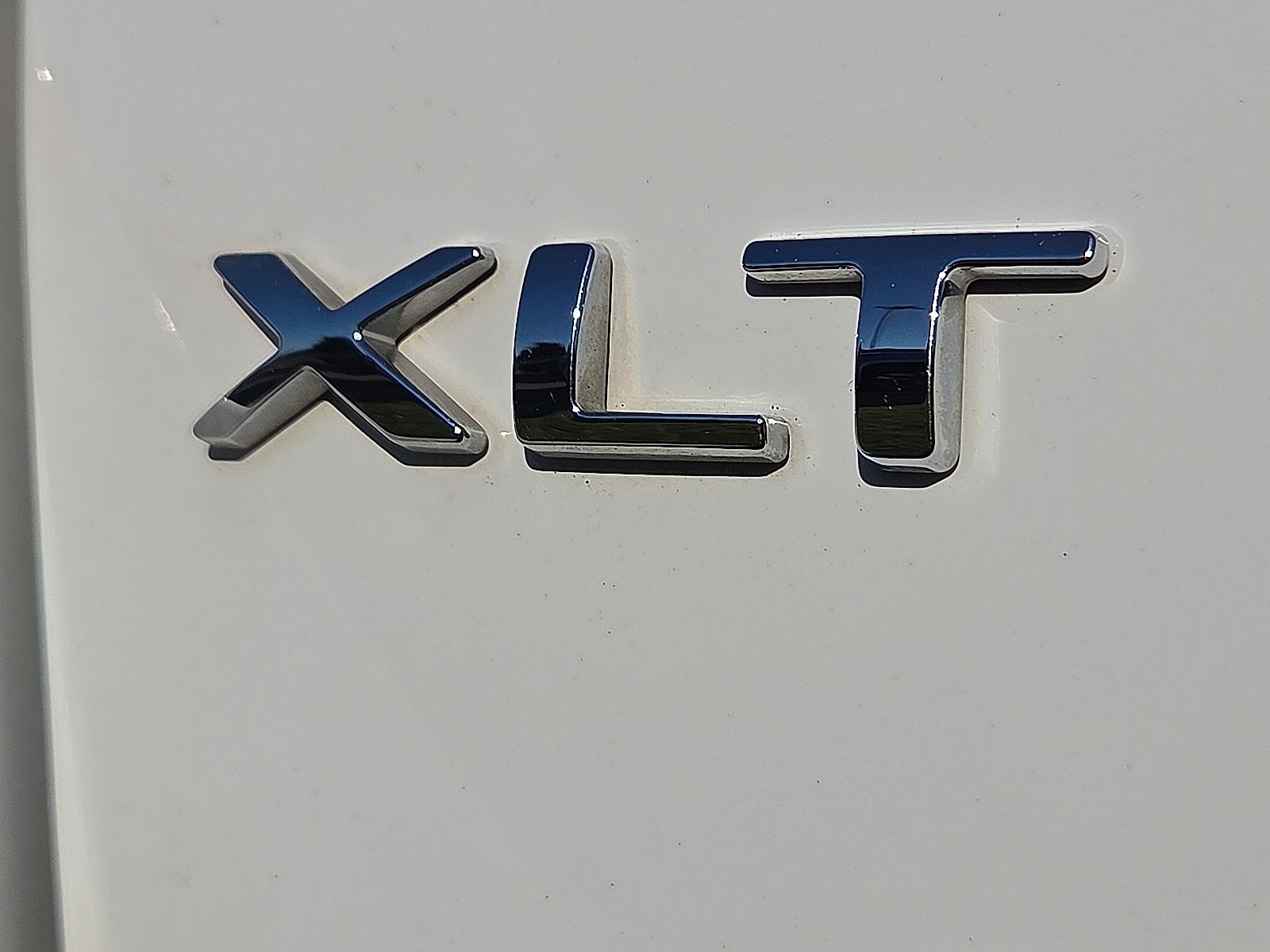 Certified 2024 Ford Expedition XLT image 9