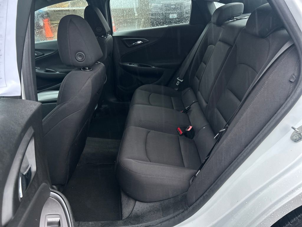 Used 2023 Chevrolet Malibu LT image 9