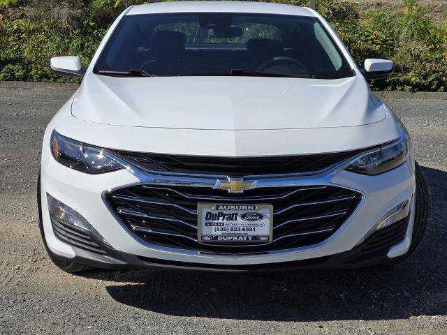 Used 2025 Chevrolet Malibu LT FWD image 2