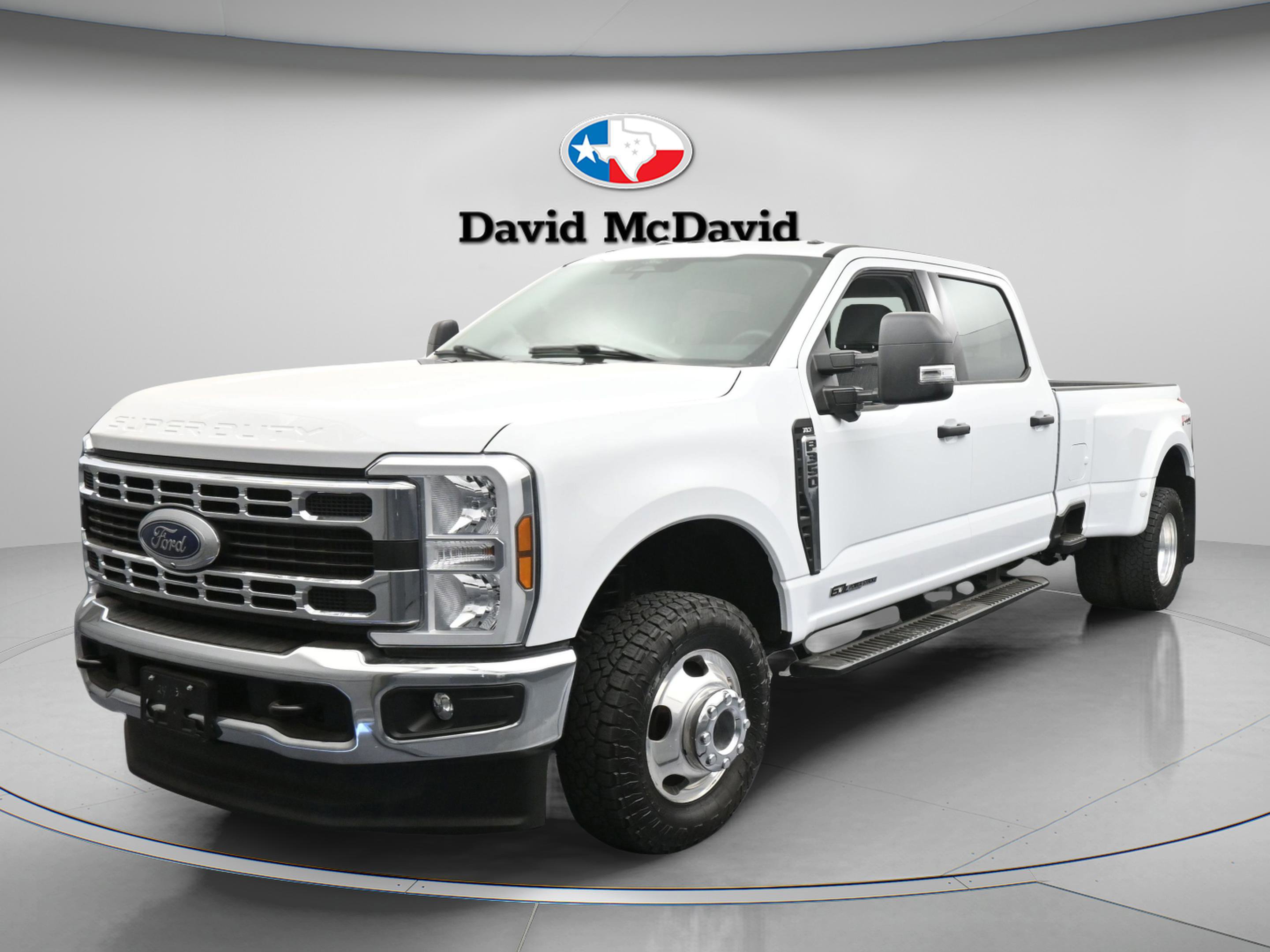 Certified 2024 Ford F350 XLT w/ 360-Degree Camera Package image 3