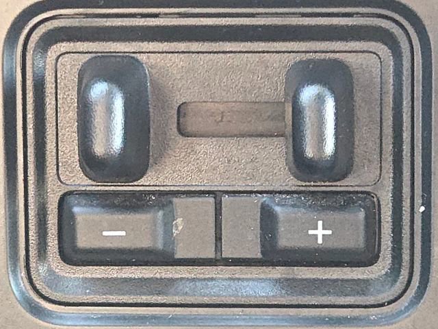 Certified 2022 Ford Expedition Limited image 19