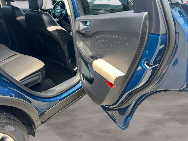 Certified 2020 Ford Escape Titanium AWD/4WD image 17