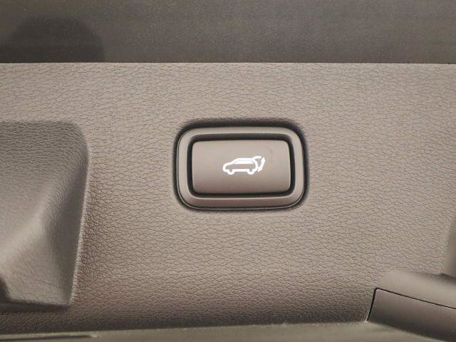 Used 2026 Kia Sportage EX FWD image 25