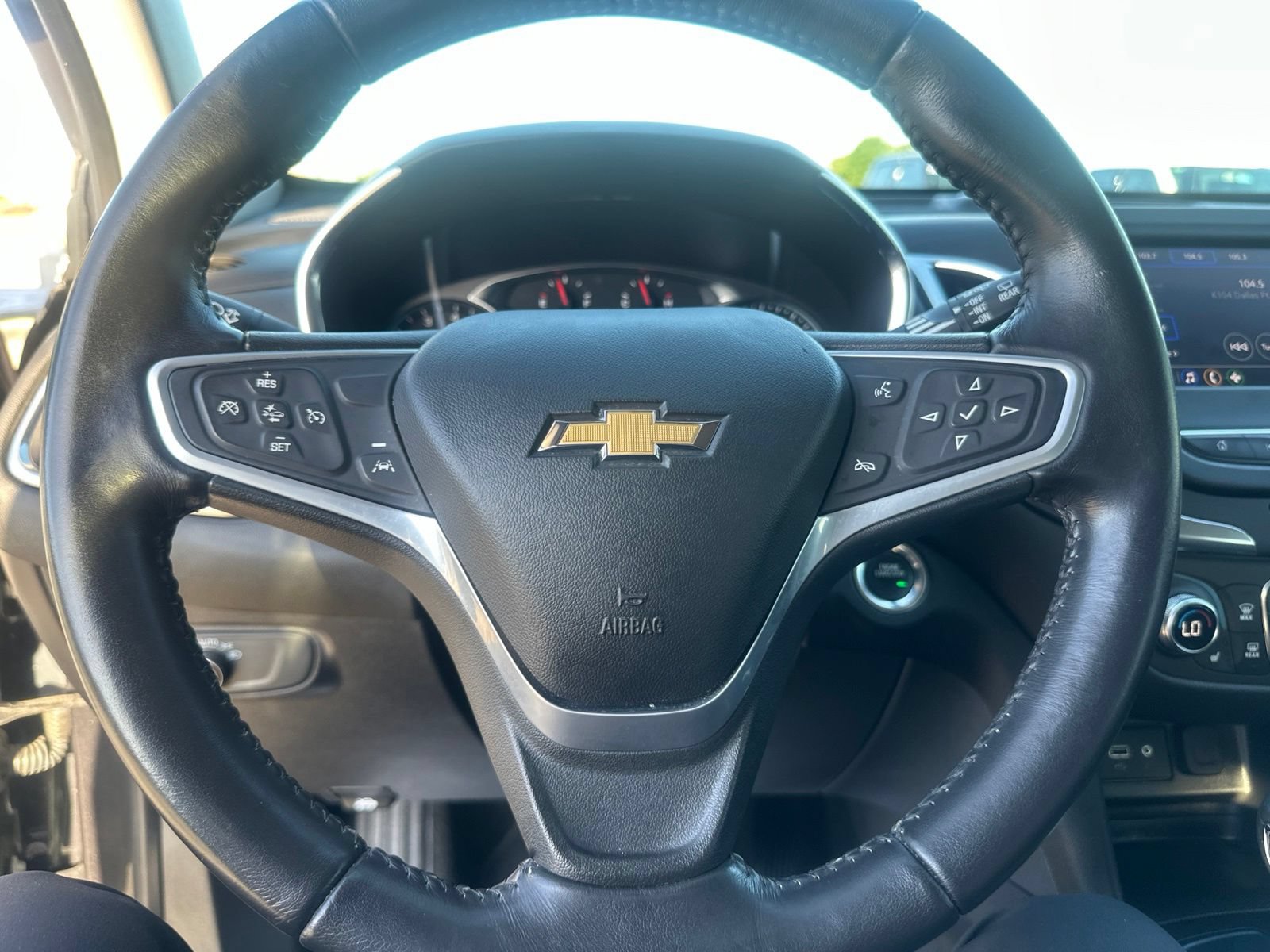 Used 2022 Chevrolet Equinox LT FWD image 17