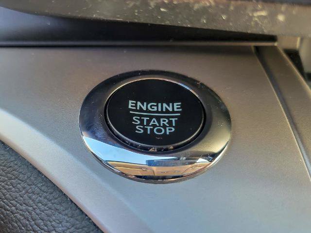 Certified 2023 Ford Explorer XLT w/ Equipment Group 202A AWD/4WD image 25