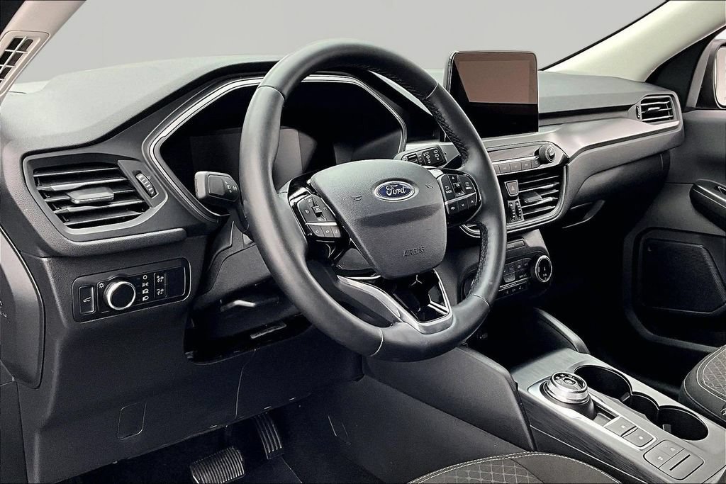 Certified 2024 Ford Escape Active AWD/4WD image 14