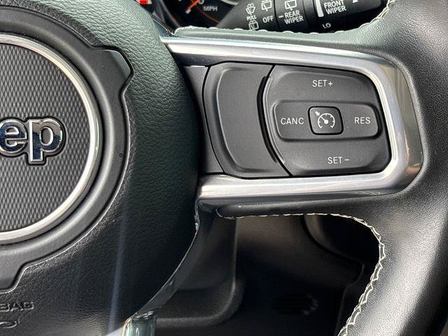 Used 2021 Jeep Wrangler Unlimited Sahara AWD/4WD image 20