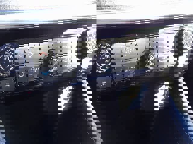 Used 2024 Jeep Compass Latitude image 29