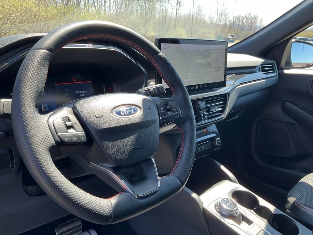 Certified 2023 Ford Escape ST-Line w/ Tech Pack #1 image 17