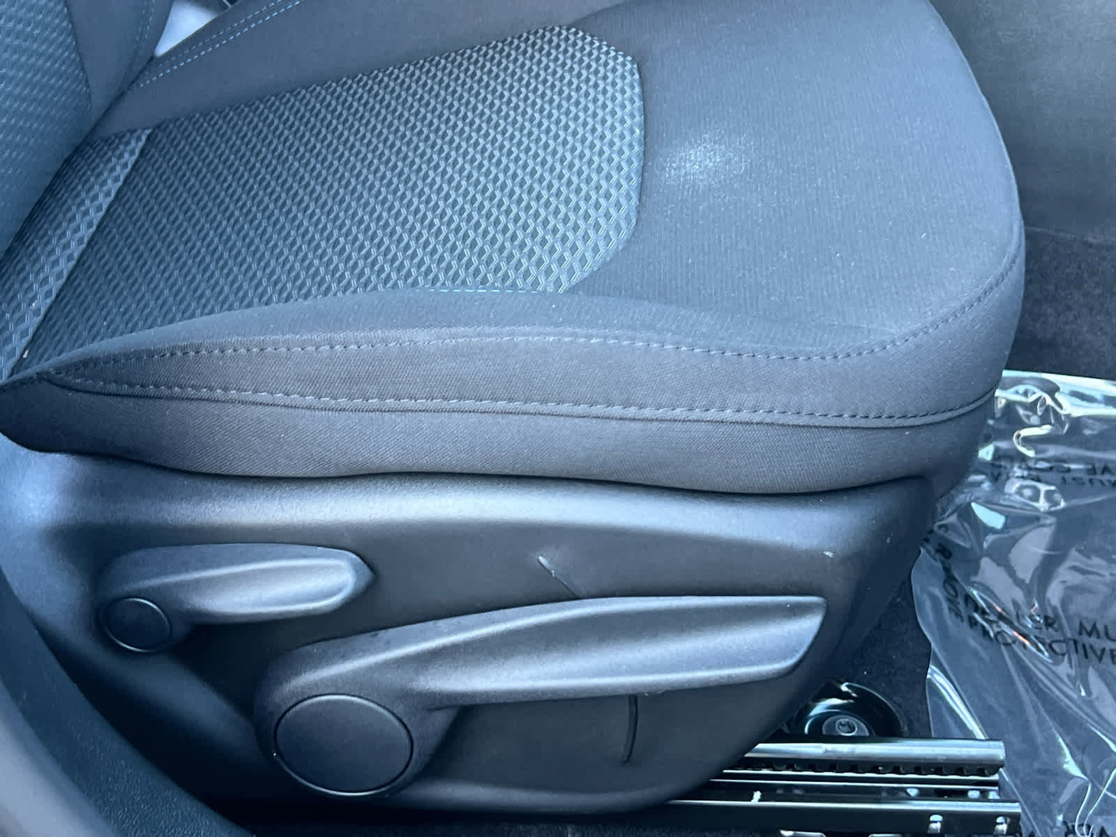 Used 2024 Jeep Compass Sport image 18