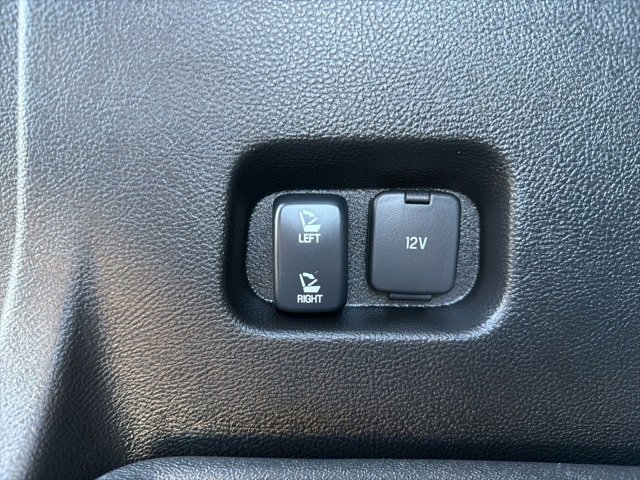 Certified 2024 Ford Edge ST-Line w/ Cargo Accessory Package image 28