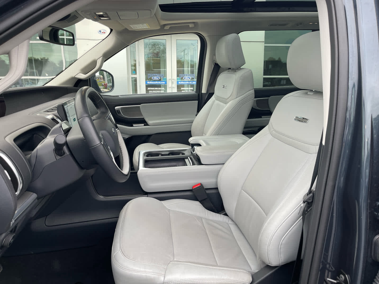 Certified 2025 Ford Expedition Max Platinum AWD/4WD image 12