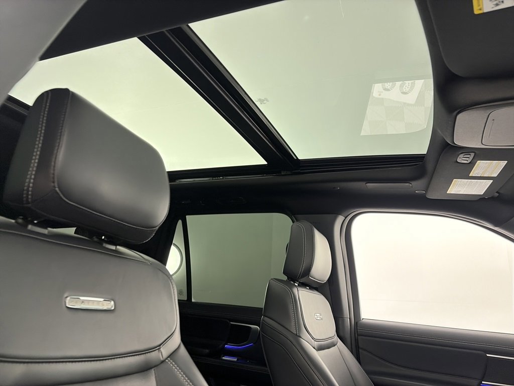 Certified 2025 Ford Expedition Platinum w/ Stealth Performance Package image 34