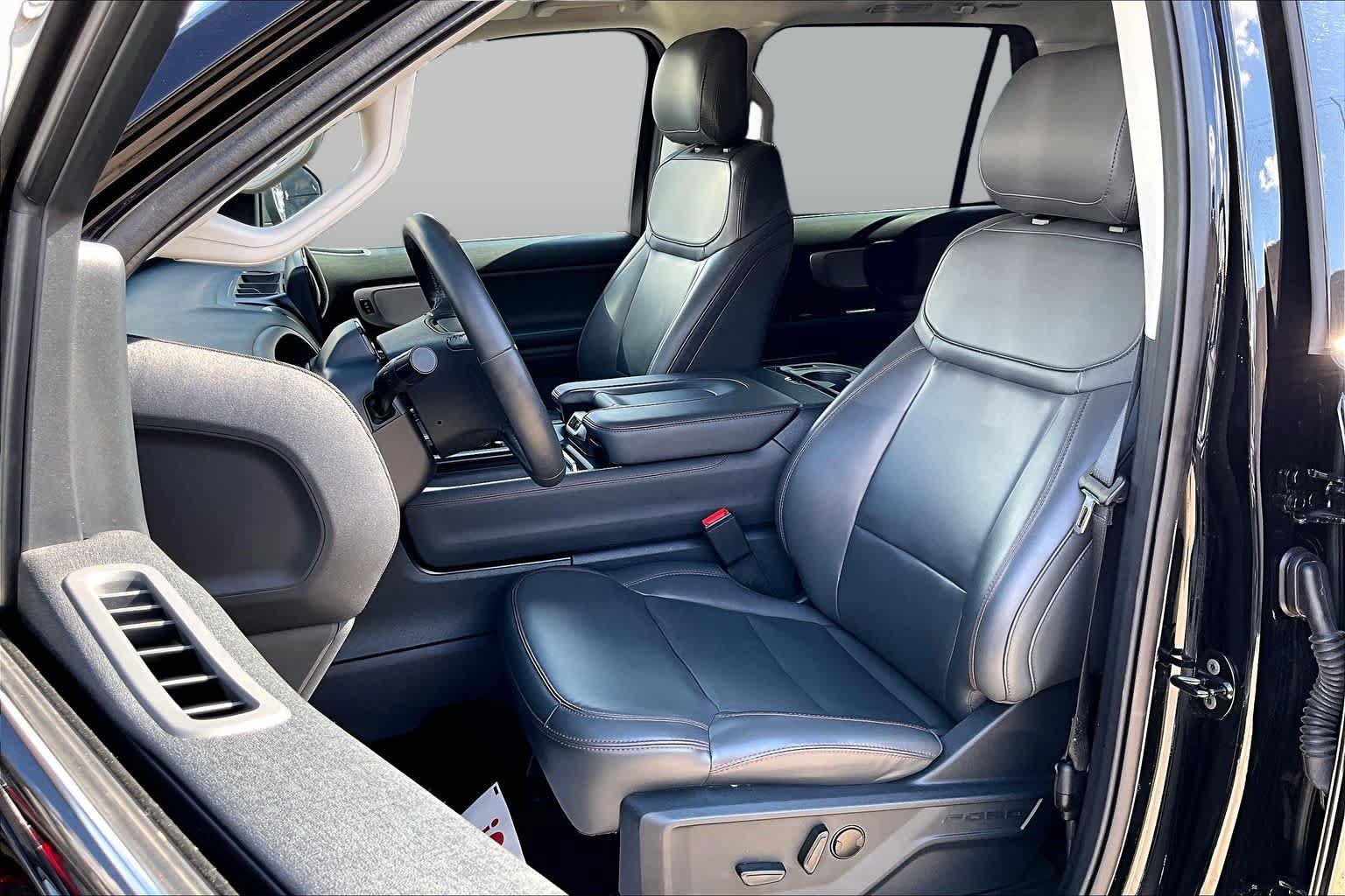 Certified 2025 Ford Expedition Active RWD image 10