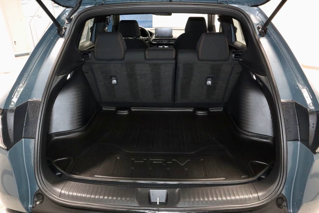Used 2025 Honda HR-V Sport image 14