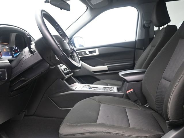 Certified 2022 Ford Explorer XLT AWD/4WD image 6
