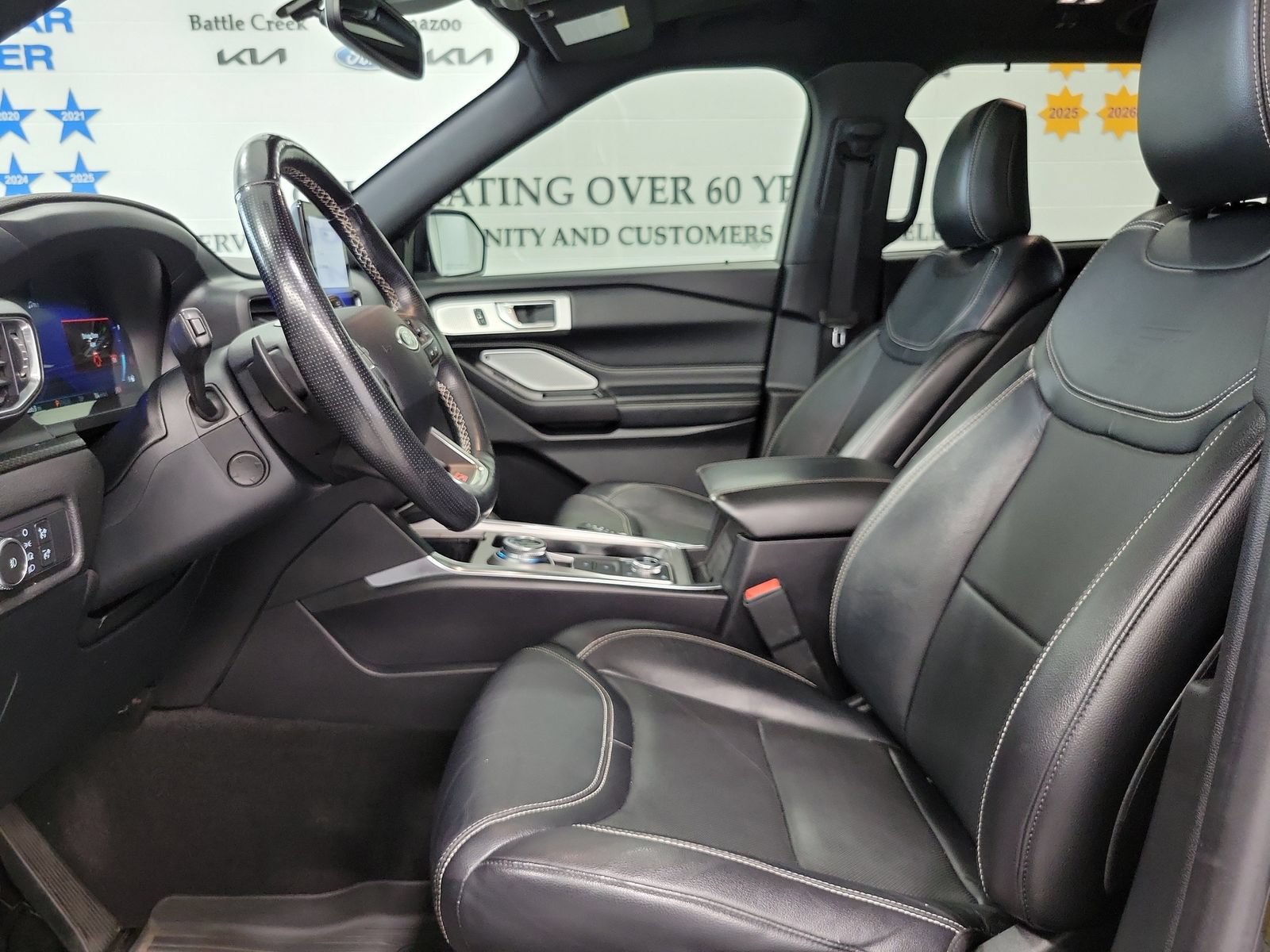 Certified 2020 Ford Explorer ST w/ ST Street Pack AWD/4WD image 8