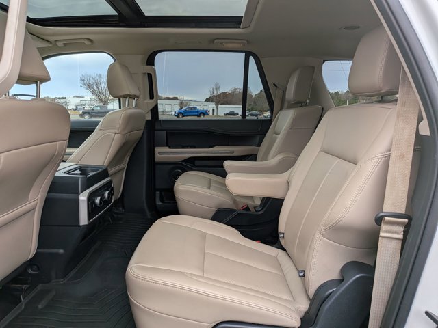 Certified 2022 Ford Expedition Max XLT image 30