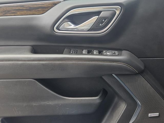 Used 2023 Chevrolet Suburban Premier image 35