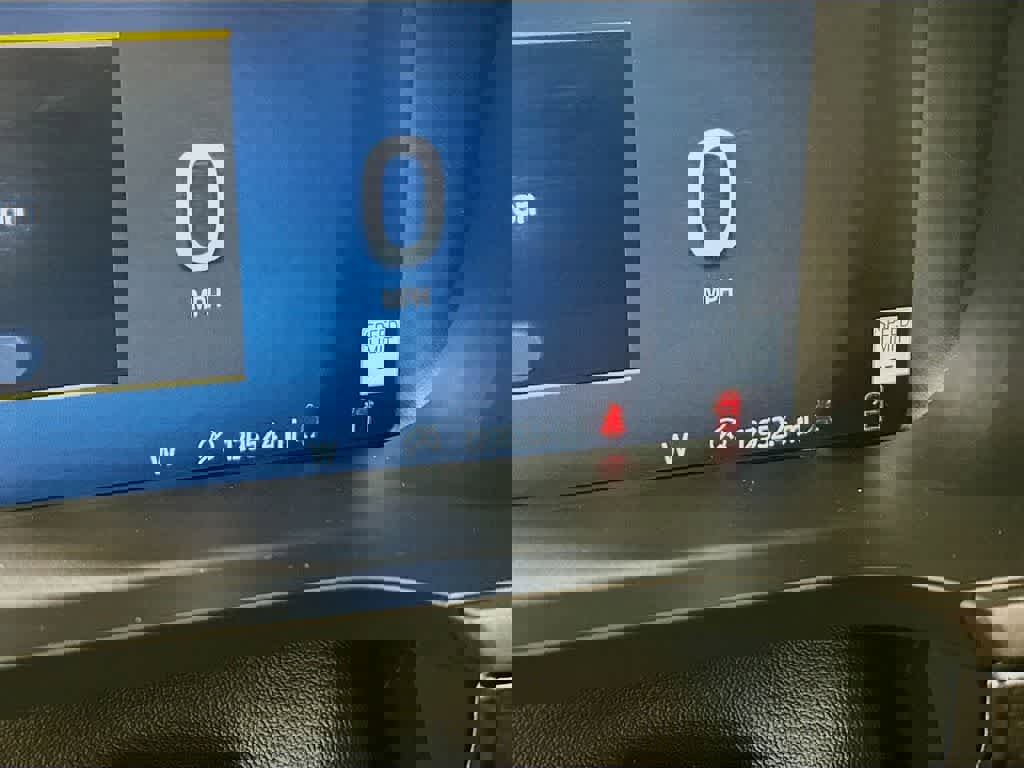 Certified 2025 Ford F150 Lariat w/ Equipment Group 501A Mid image 19