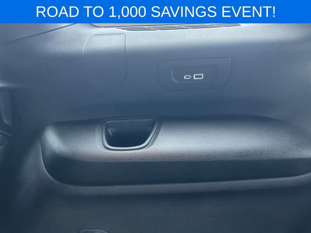 Used 2023 Jeep Grand Cherokee L Laredo image 20