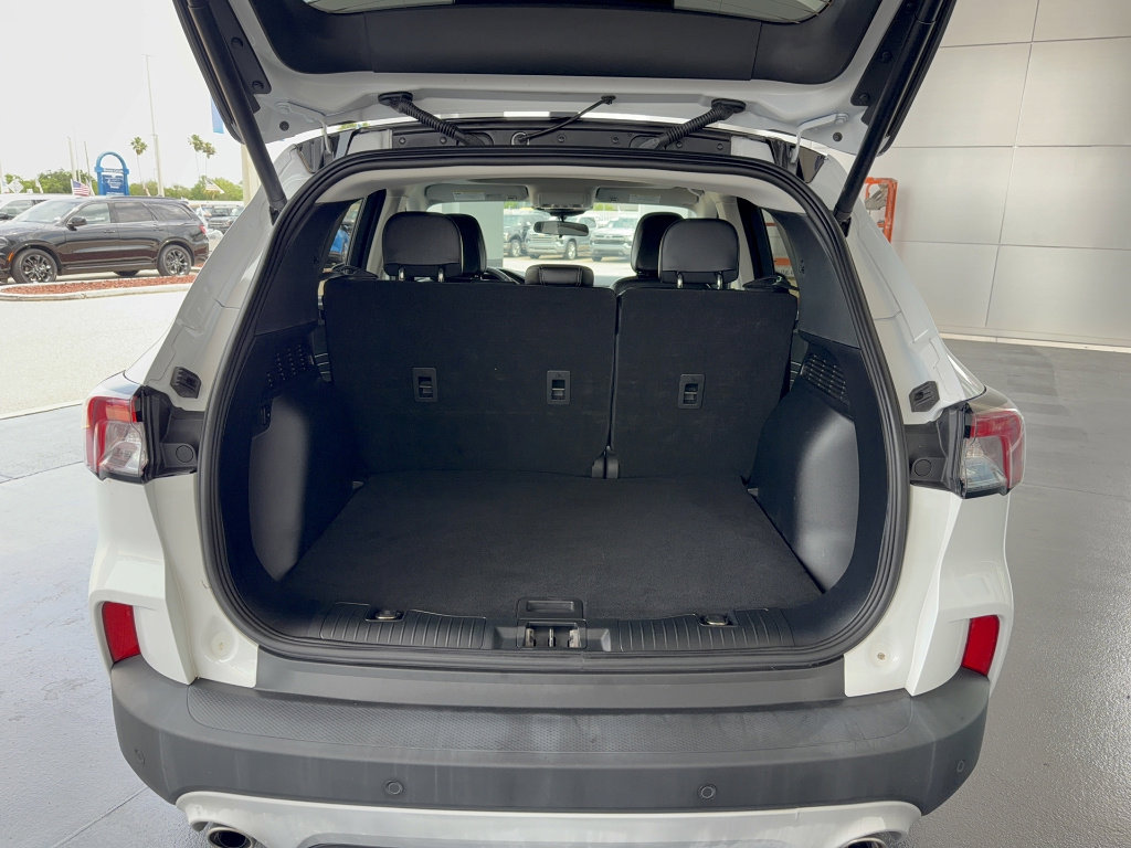 Certified 2022 Ford Escape SEL w/ Technology Package FWD image 7