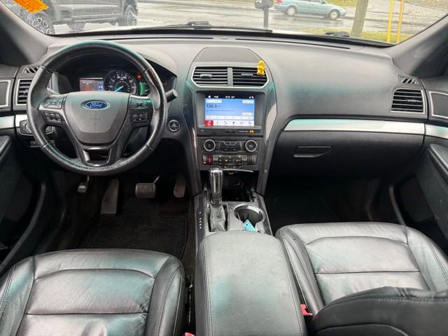 Certified 2017 Ford Explorer XLT w/ Equipment Group 202A FWD image 20